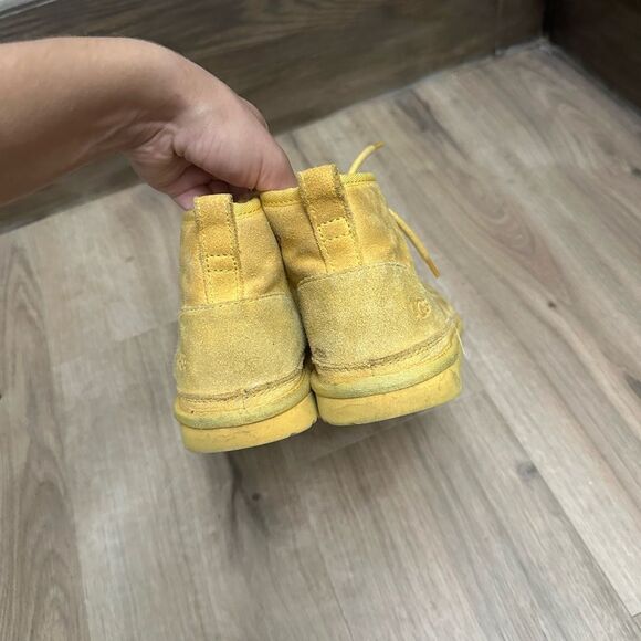 UGG Yellow Suede Lace Up Boots Sz 6 - Picture 3 of 5